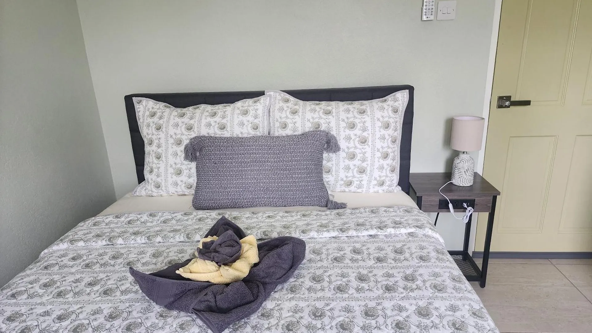 Aparthotel No 11 Independence Apartments St. George's